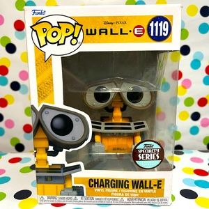 Disney Pixar Charging Wall-E Funko Pop #1119 (damaged box)